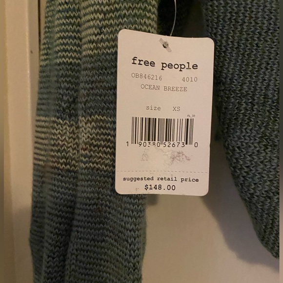 Free People Cropped Sweater Size XS - Picture 3 of 6